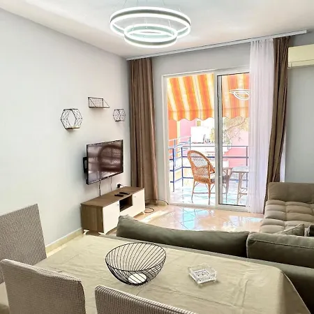 Kroi Apartment, By The Sea Apartament *